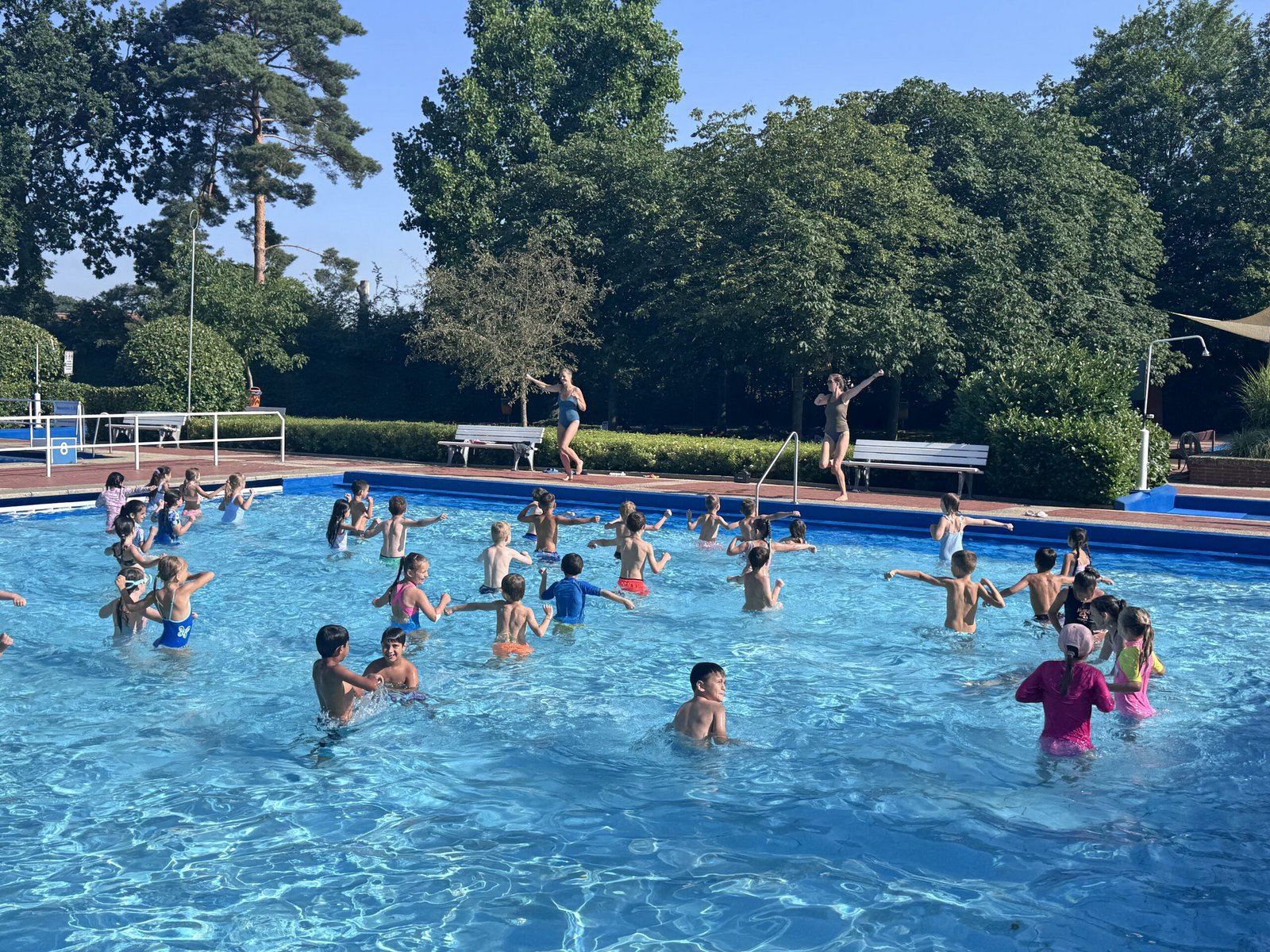 Unsere Schulschwimmwoche – Großartige Erfolge im Freibad Bullerteich